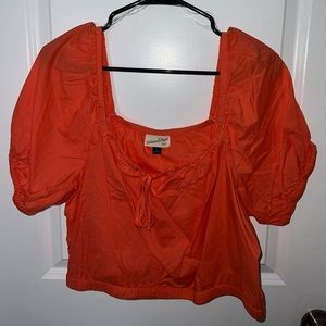 NWOT sleeve puff top - coral/ orange, size L